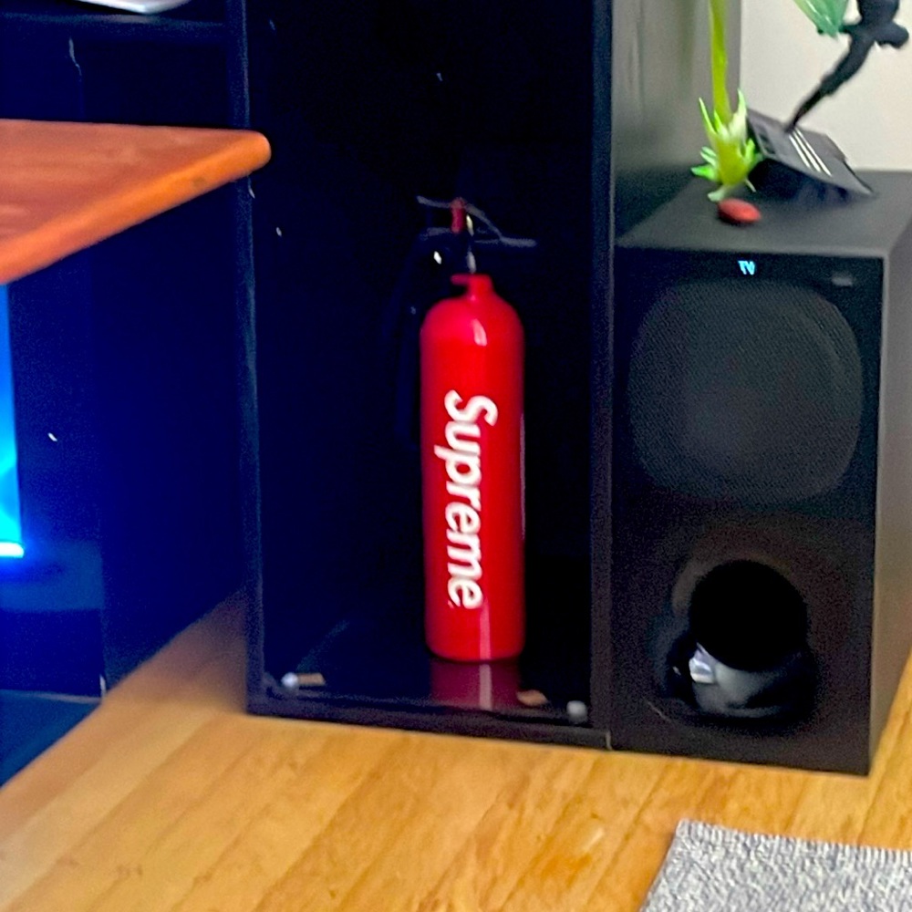 Supreme kiddie fire extinguisher